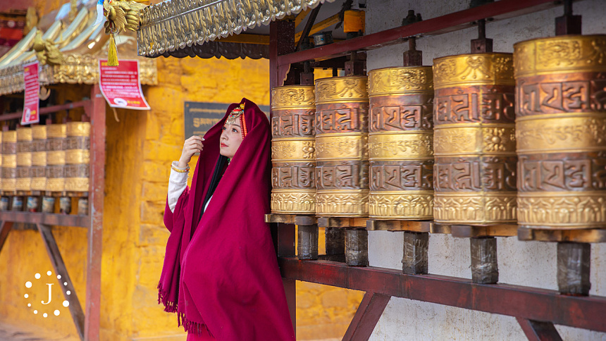 женщина и барабаны фото