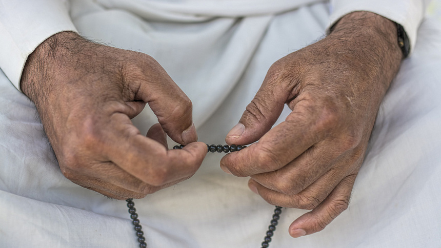 четки в руках фото