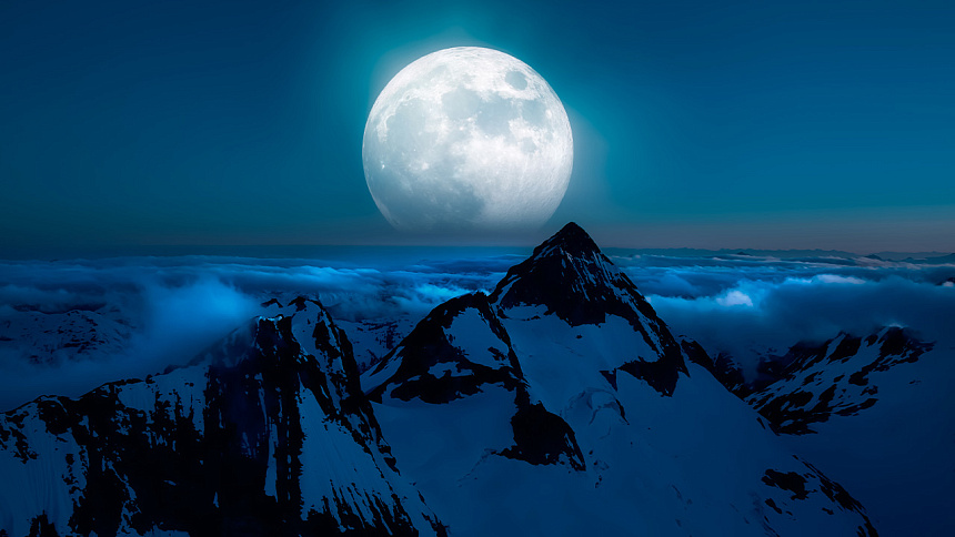 луна и горы фото