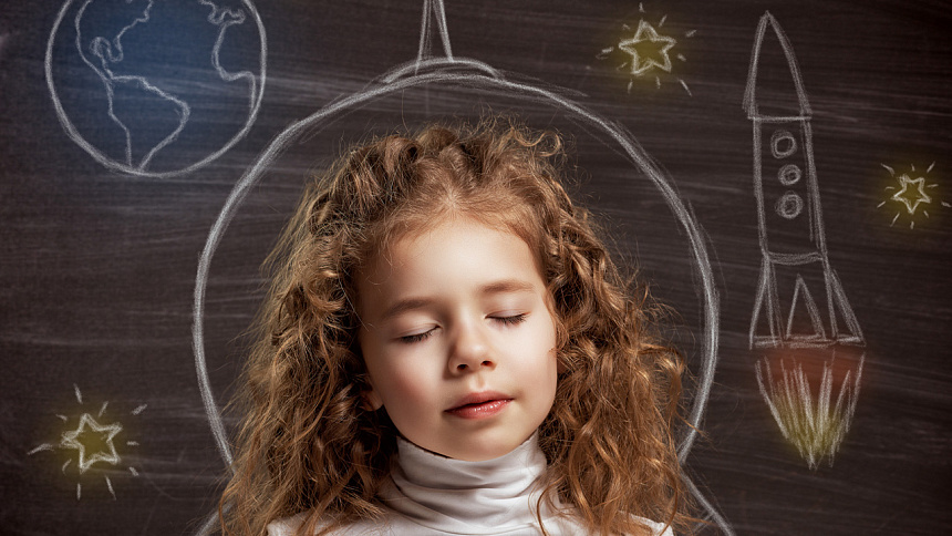 спокойная девочка фото