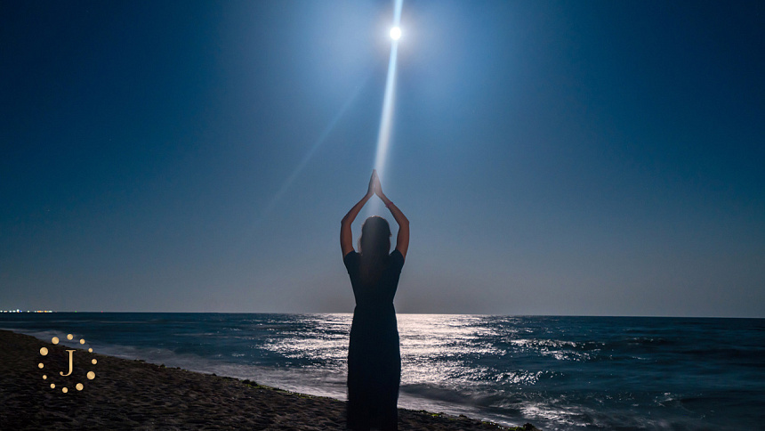 луна и море фото