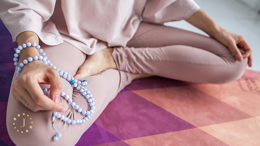 четки в руках фото