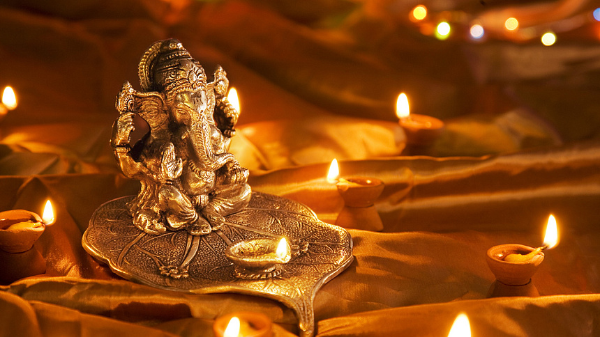 ганеша и свечи фото