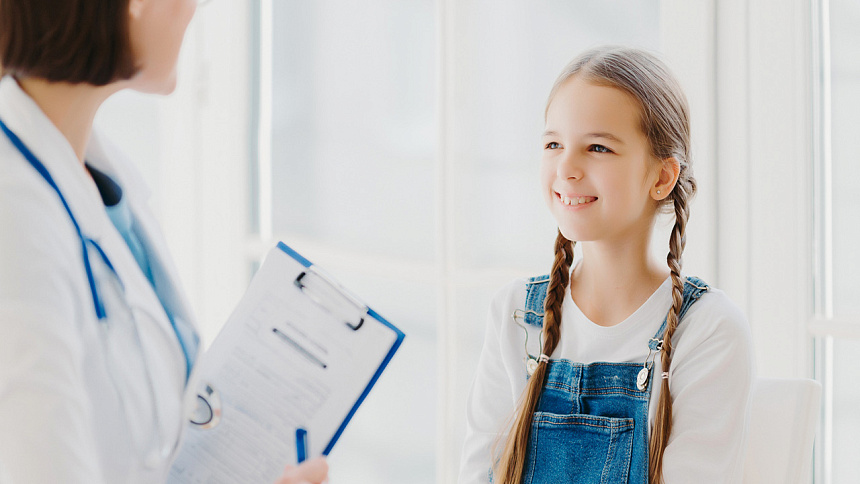 доктор и девочка фото