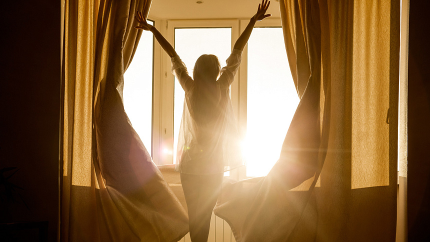 окно и солнце фото