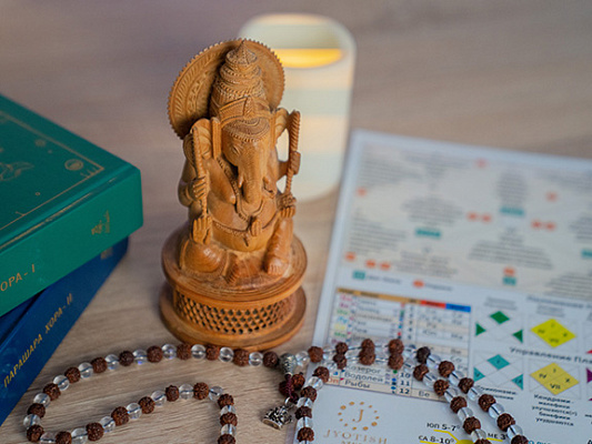 Чем отличается ведическая астрология от западной